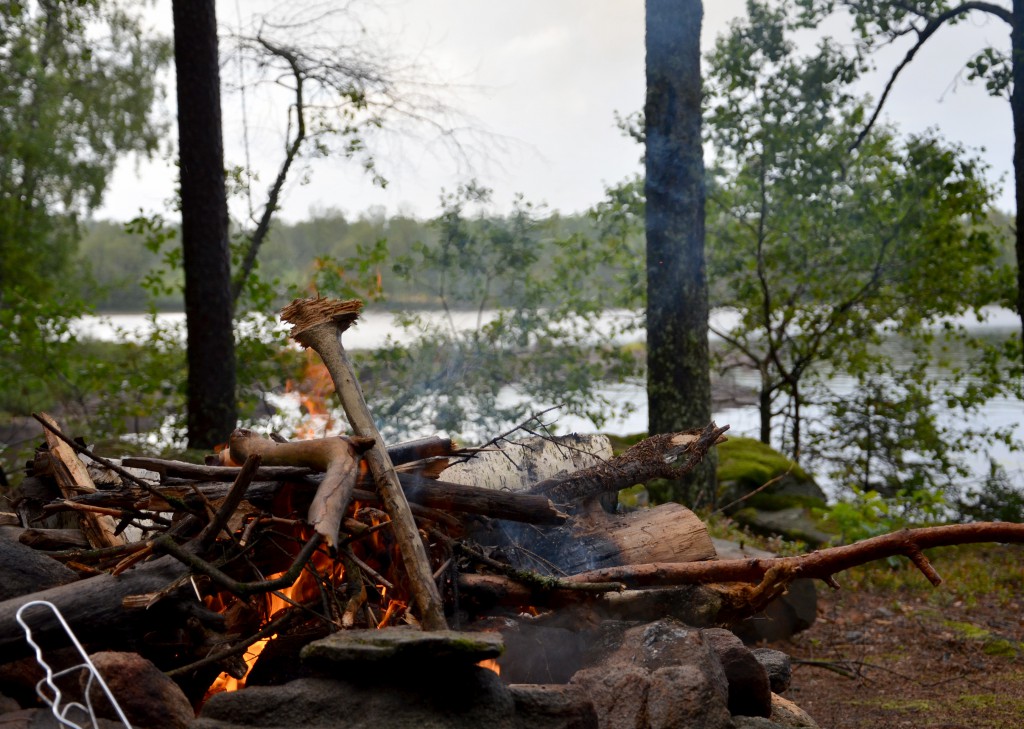 Älvsered fiska tälta elda foto Anna Engebrethsen