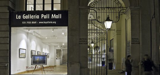 La galleria Pall Mall London Royal Opera Arcade Anna Engebrethsen exhibition